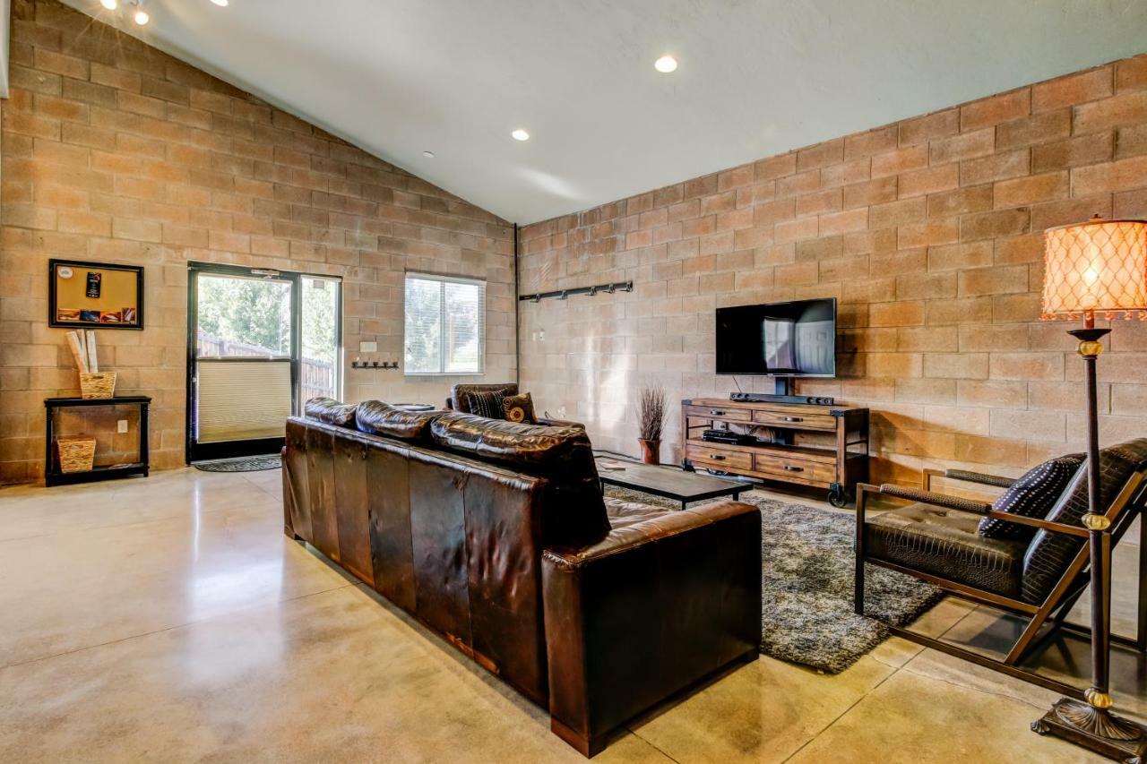 Bella Casa- Downstairs Unit Apartment Moab Bagian luar foto