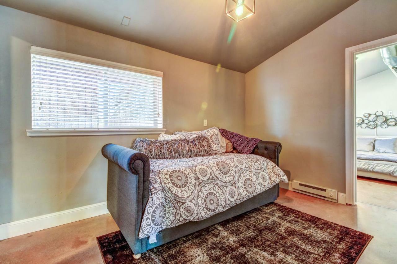 Bella Casa- Downstairs Unit Apartment Moab Bagian luar foto